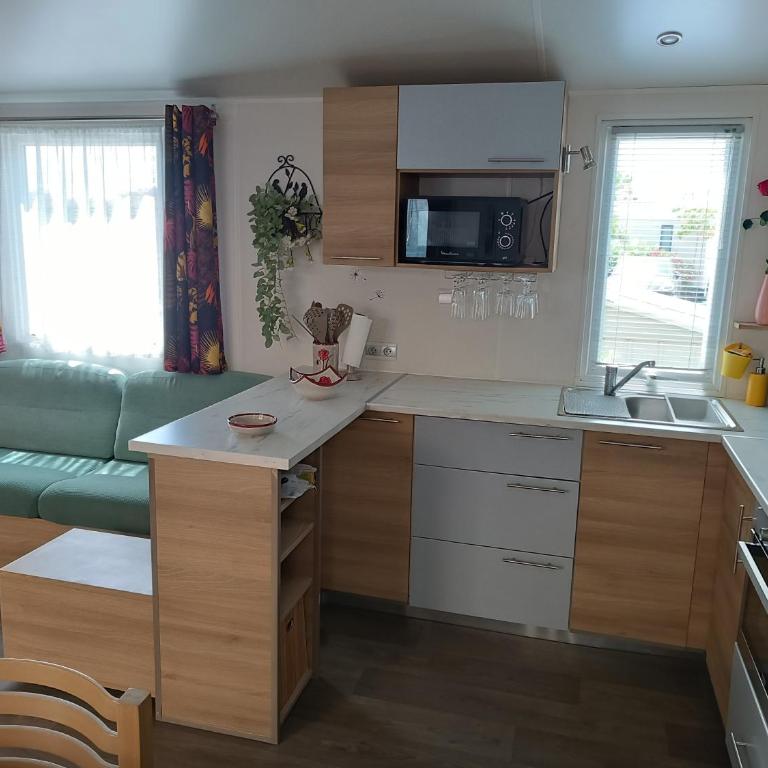 Mobile Homes Sous le Soleil - Mobile Home Comfort - 9