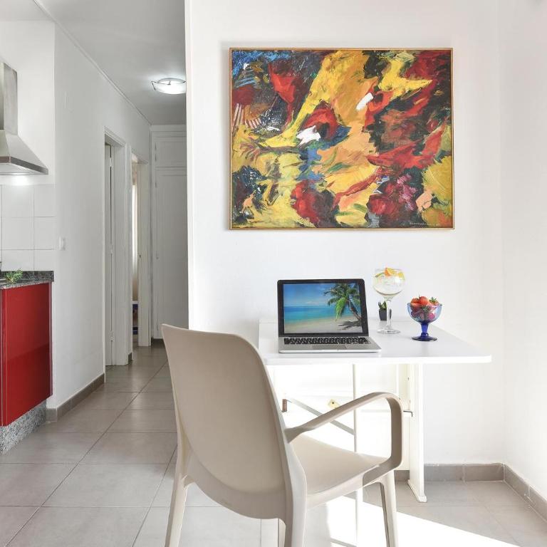Beach Apartment in Playa del Cura 323 by VillaGranCanaria - One-Bedroom Apartment - 14