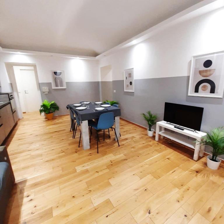Casa Bracco - Two-Bedroom Apartment - 8