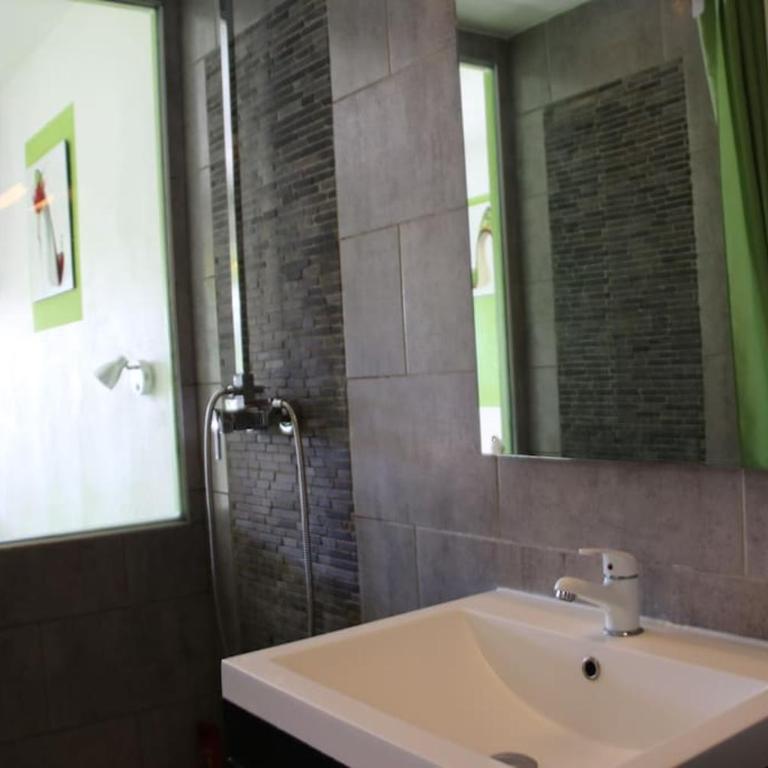 Studio 6, Port Nature 1 au village naturiste - One-Bedroom Apartment - 5