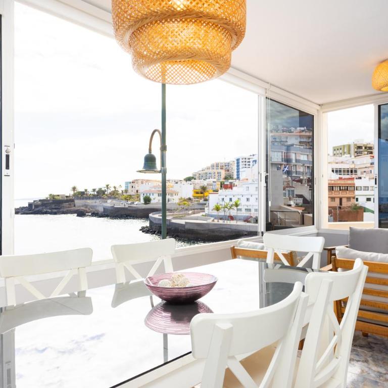 Home2Book Stunning Beachfront House With Sea Views - Casa de 2 dormitorios - 3
