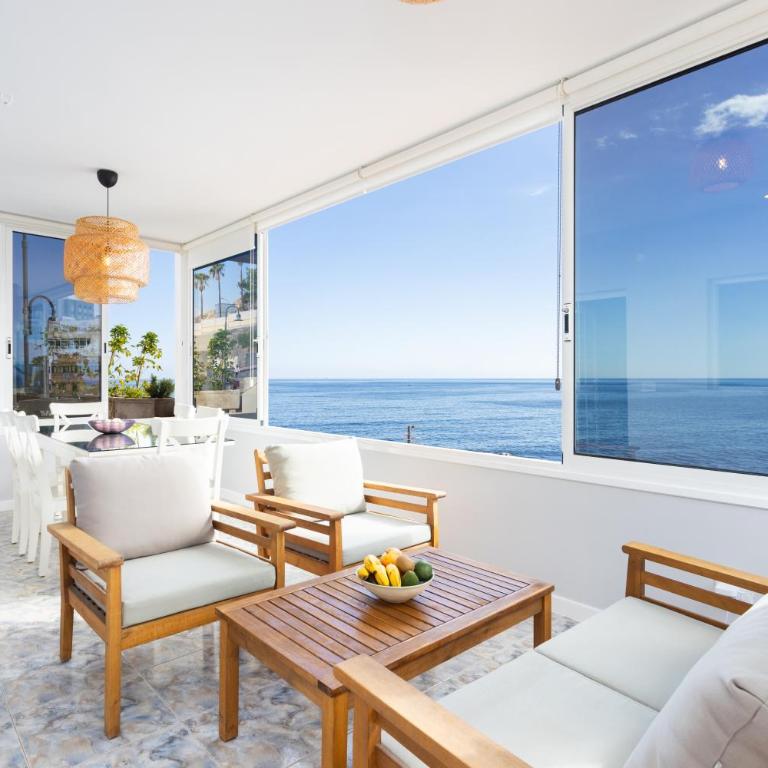 Home2Book Stunning Beachfront House With Sea Views - Casa de 2 dormitorios - 1