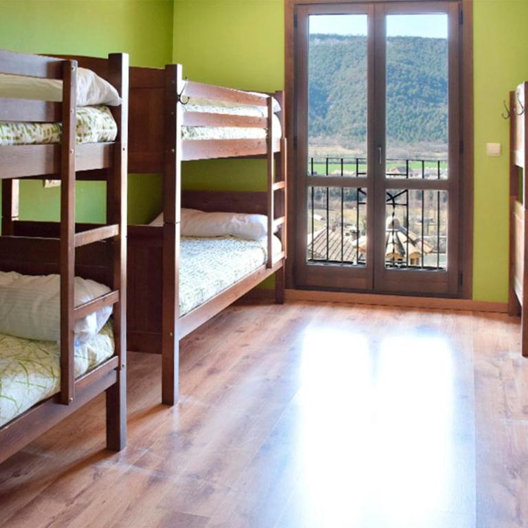Mora de Nuei - Habitación Familiar con baño privado - 7