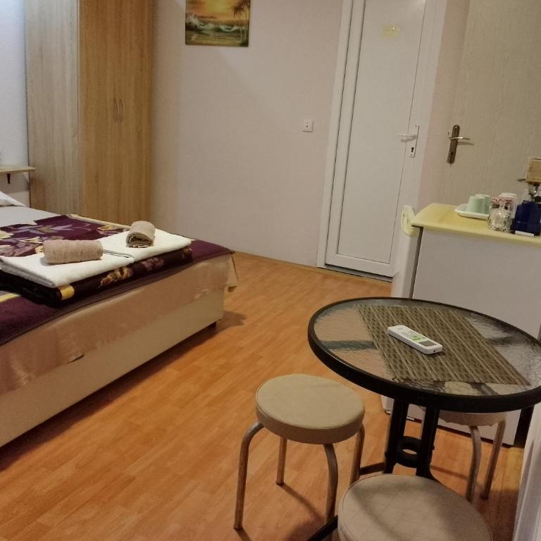 Rooms Jancic - Apartman sa Balkonom - 3