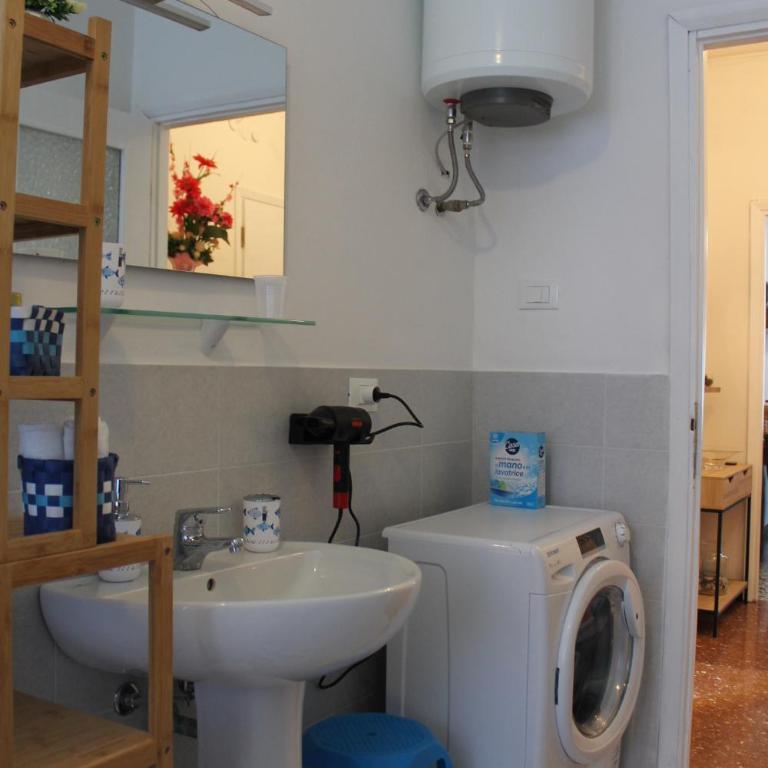 Holiday Relax - Appartamento con 2 Camere da Letto - 12