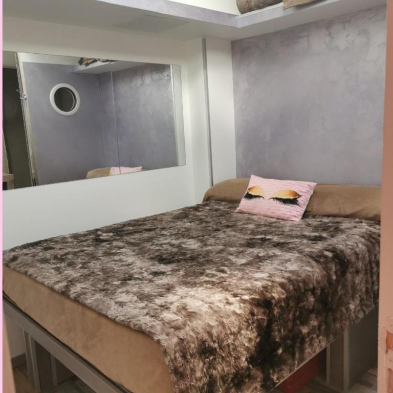 Chambres d'Hotes NATURISTE, Village Naturiste Cap d'Agde, Draps, Serviette, Café, Menage inclus en fin de sejour - Petite Chambre Double - 12