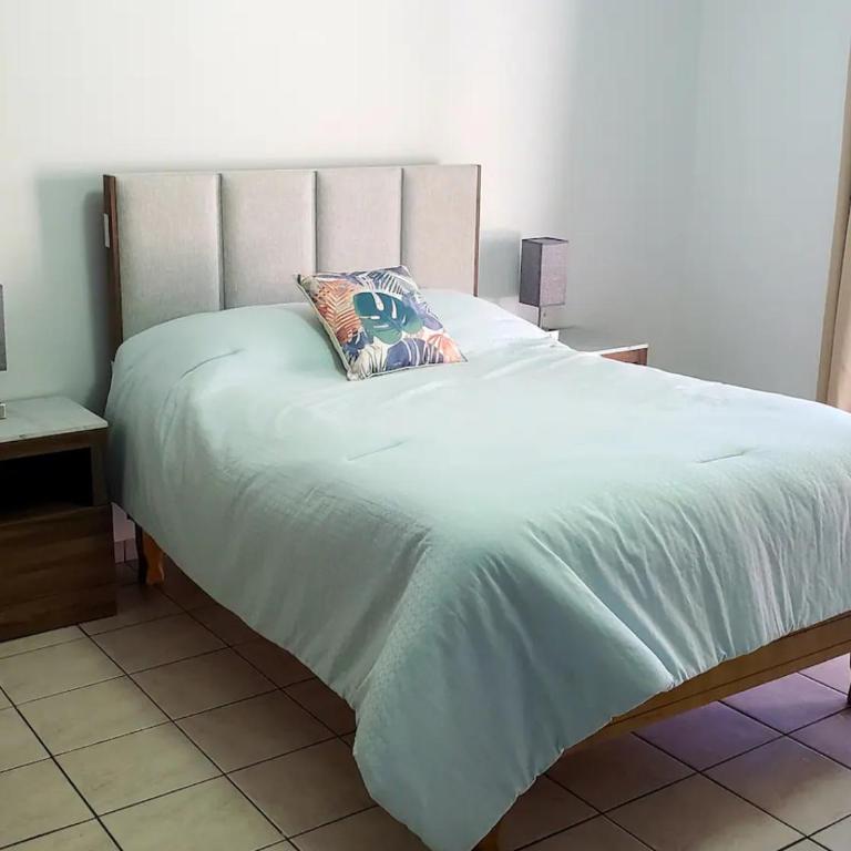 3 Bedrooms Home. Walking distance to the Malecon. - Casa de 3 dormitorios - 15