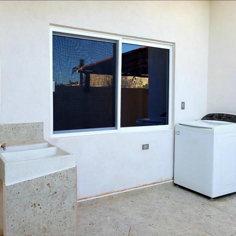 3 Bedrooms Home. Walking distance to the Malecon. - Casa de 3 dormitorios - 19
