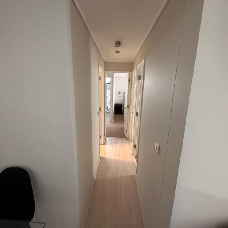 Depto Completo a 15 minutos del aereopuerto y frente al Mall - Apartamento de 3 dormitorios - 14