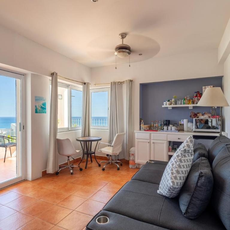 MariaMar Suites - Master Suite with Sea View - 5