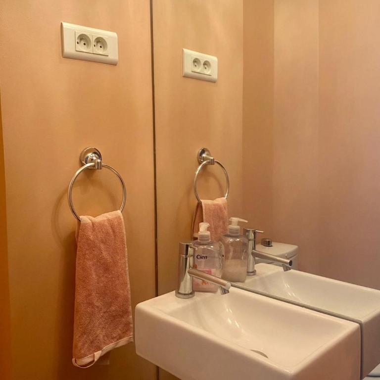 Heart of marais calm and charming NEW - Appartement 2 Chambres - 20