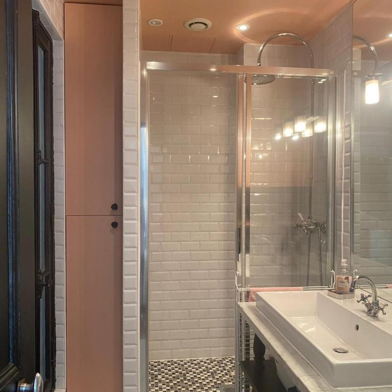 Heart of marais calm and charming NEW - Appartement 2 Chambres - 19