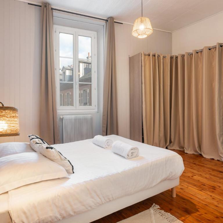 Appartement spacieux et chaleureux coeur de ville - Appartement 2 Chambres - 17