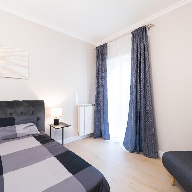 50 Apartments Rome - Two-Bedroom Apartment - 8
