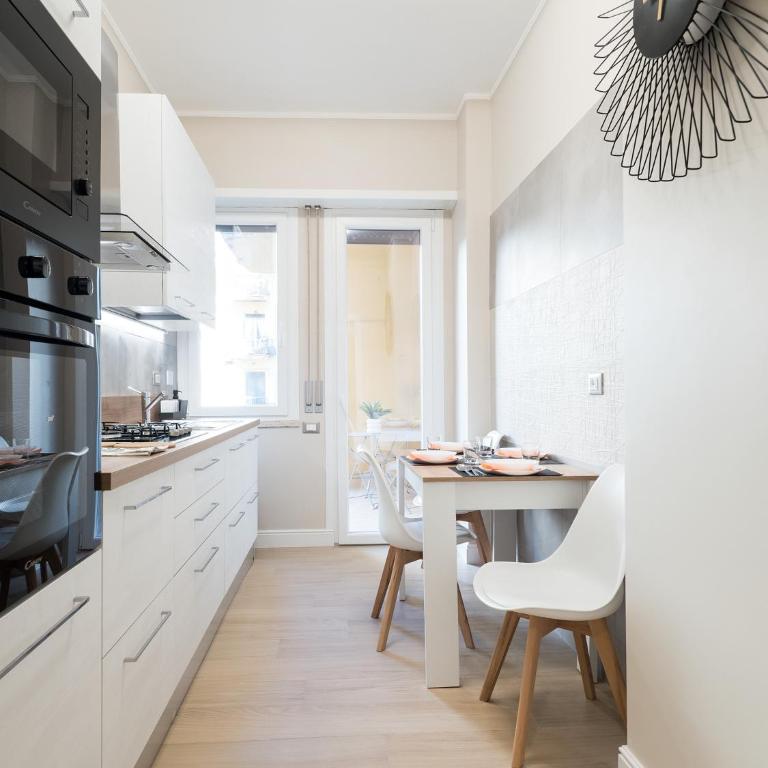 50 Apartments Rome - Two-Bedroom Apartment - 15