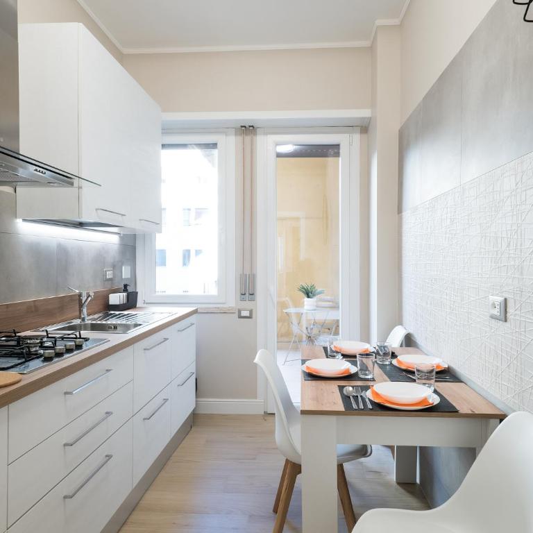 50 Apartments Rome - Two-Bedroom Apartment - 24