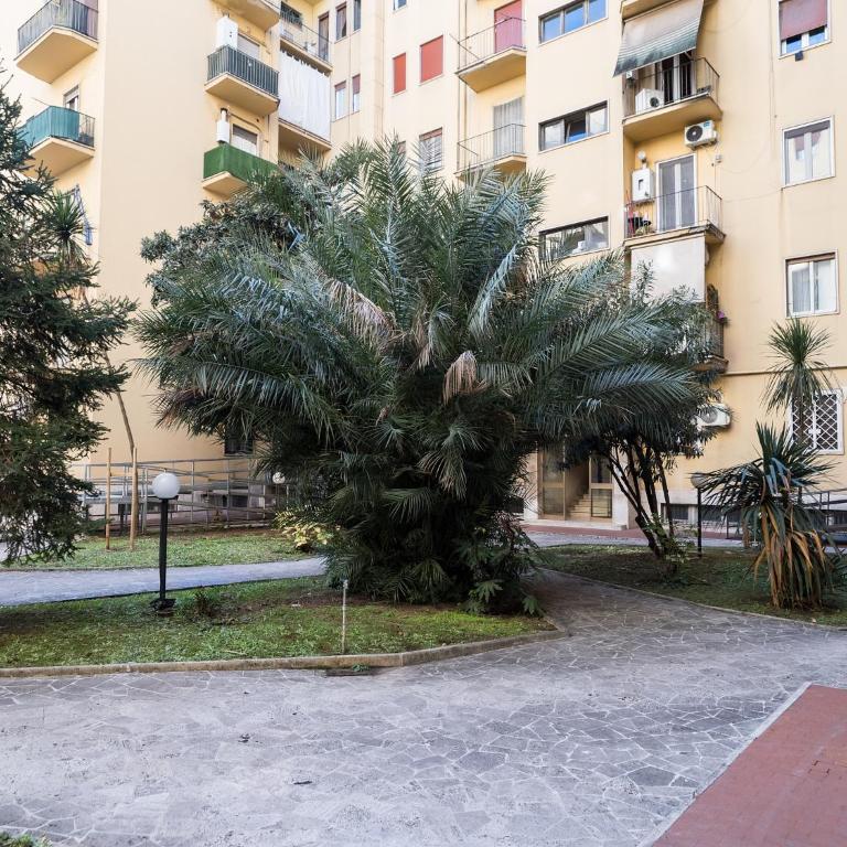 50 Apartments Rome - Two-Bedroom Apartment - 32