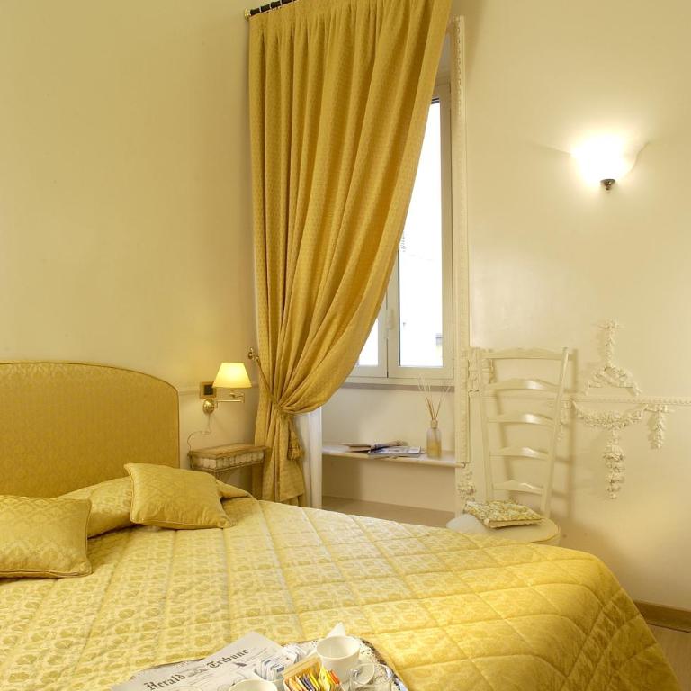 Suites Rome - Camera Deluxe - 2