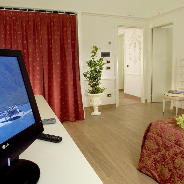 Suites Rome - Camera King Superior - 11