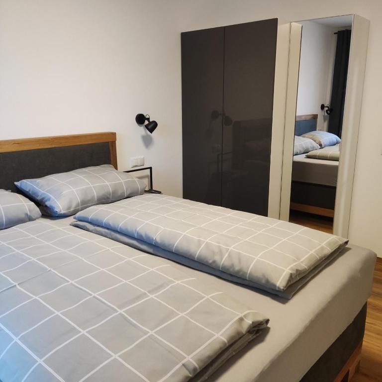 Ferienwohnung Lehmann - Apartment mit Terrasse - 9