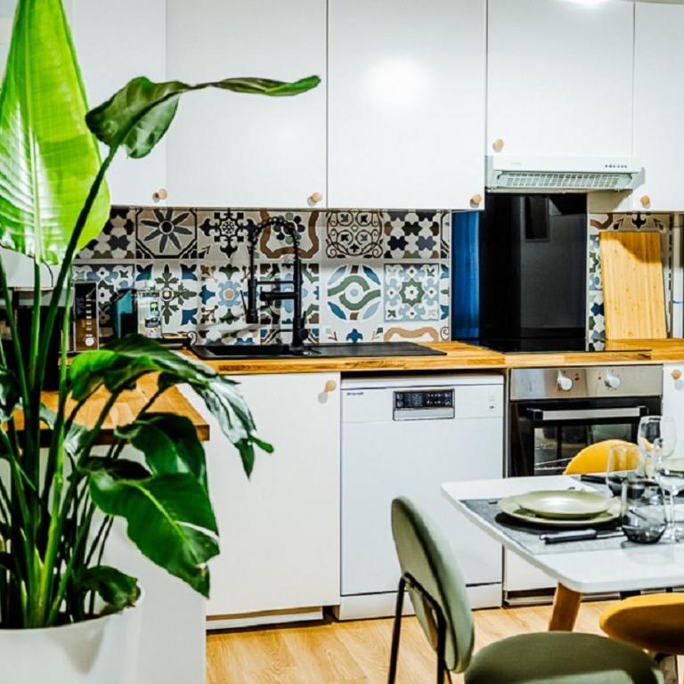 OASIS - 10 min from Disney, Free Parking, Self-Checkin - Apartment mit 2 Schlafzimmern - 5