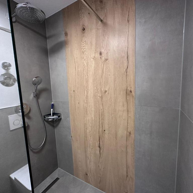 Alpennest Burgberg - Apartment mit 1 Schlafzimmer - 2