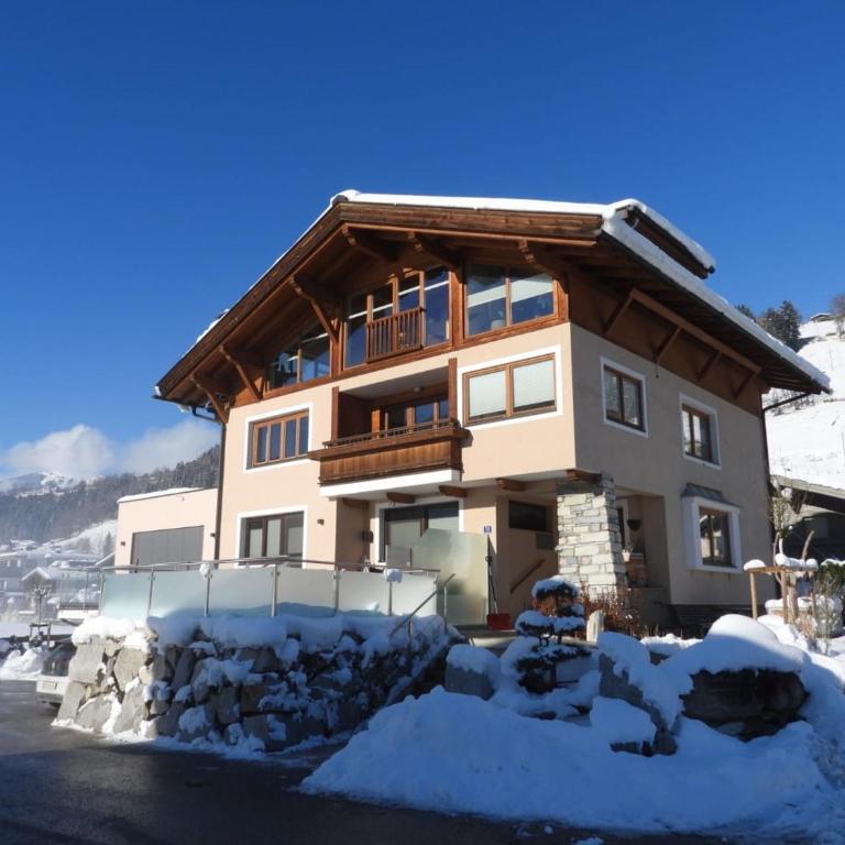 Ferienwohnung Ingrid Hörbiger - Apartment mit 3 Schlafzimmern - 2