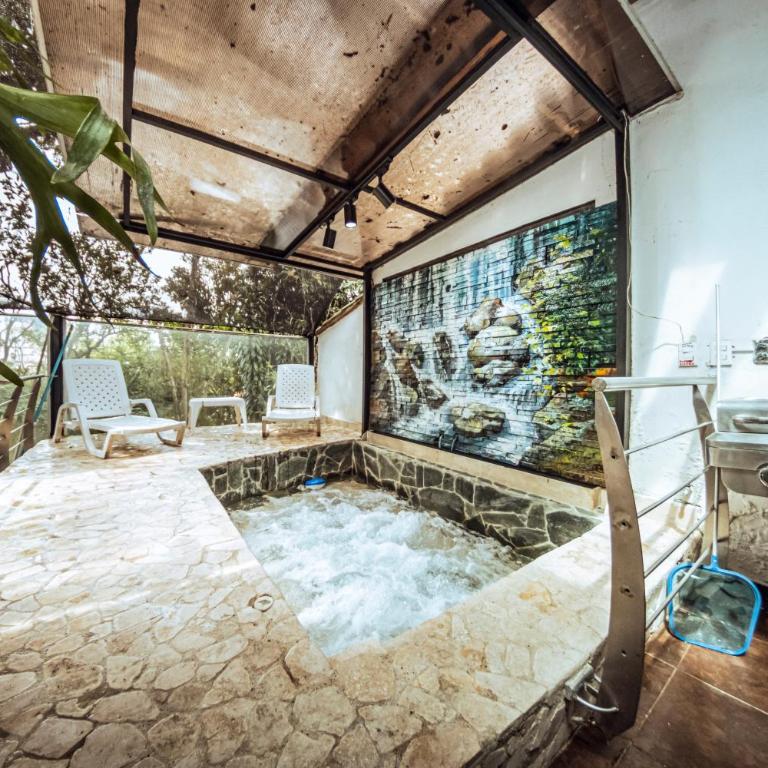 Casa de lujo en el poblado - Villa - 1