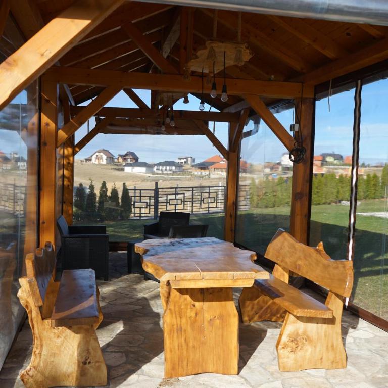 Zlatiborska sekvoja - Kuća sa 2 Spavaće Sobe - 6