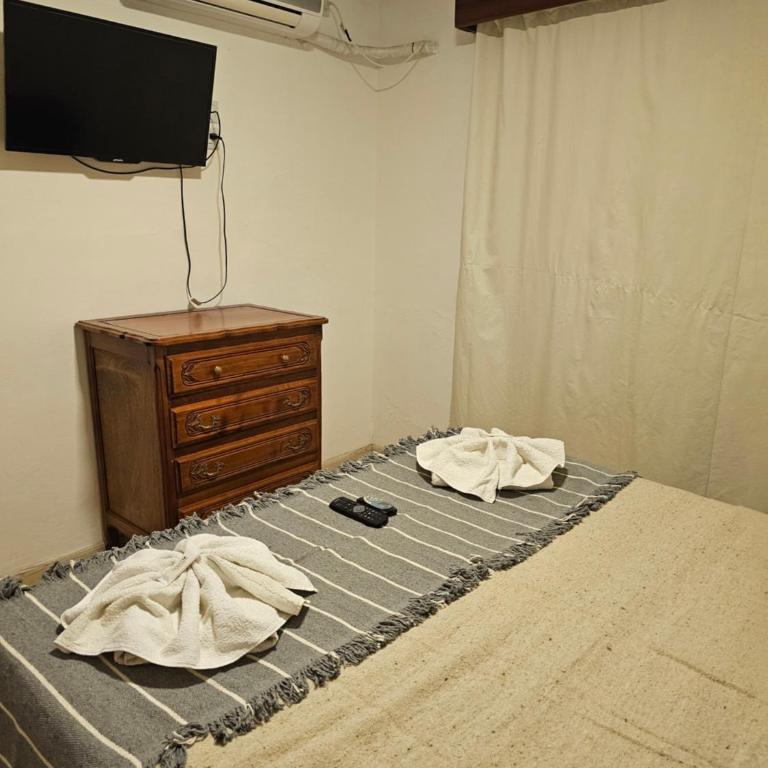 Ribera Sur Hotel - Los Algarrobos - Tanti - Habitación cuádruple - 1