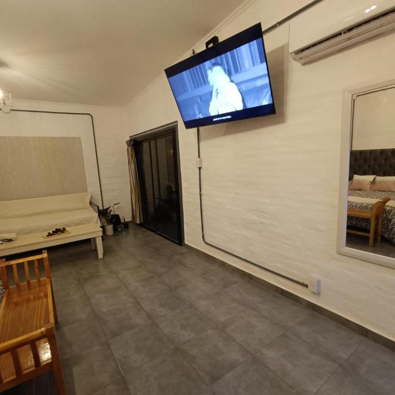 Escapada a la ciudad de las esculturas - One-Bedroom House - 3