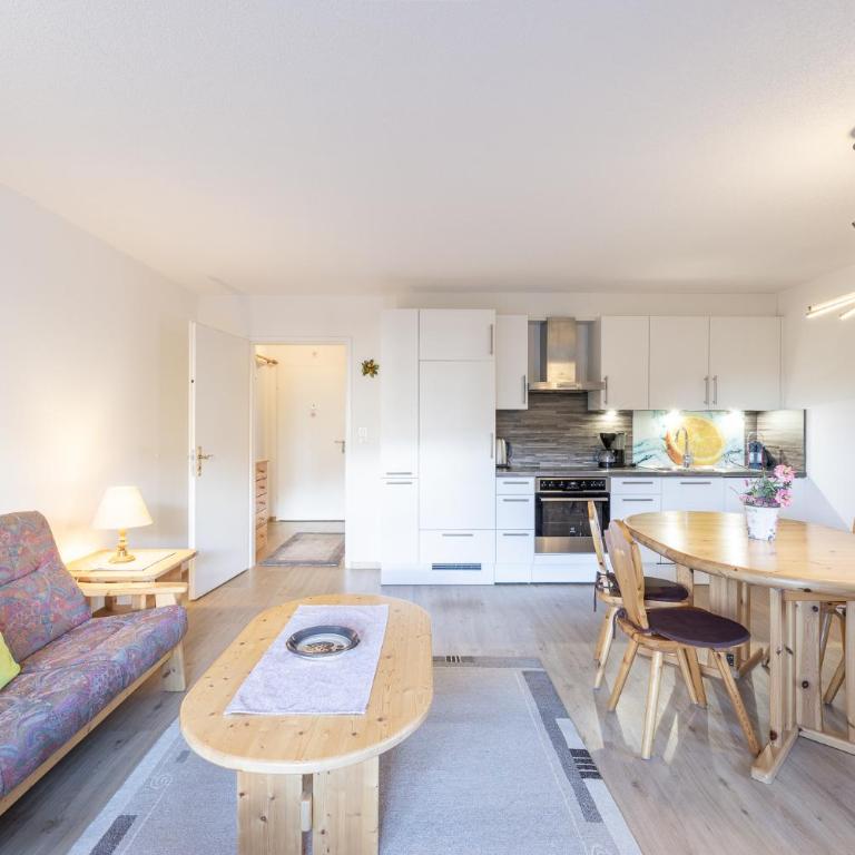 2206 Frisch renovierte Wohnung mit modernem Ambiente - Appartamento con Balcone - 1