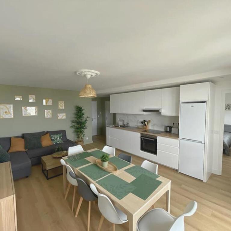 9 mi from Stade de France - Charming 5-room - Apartment - 6