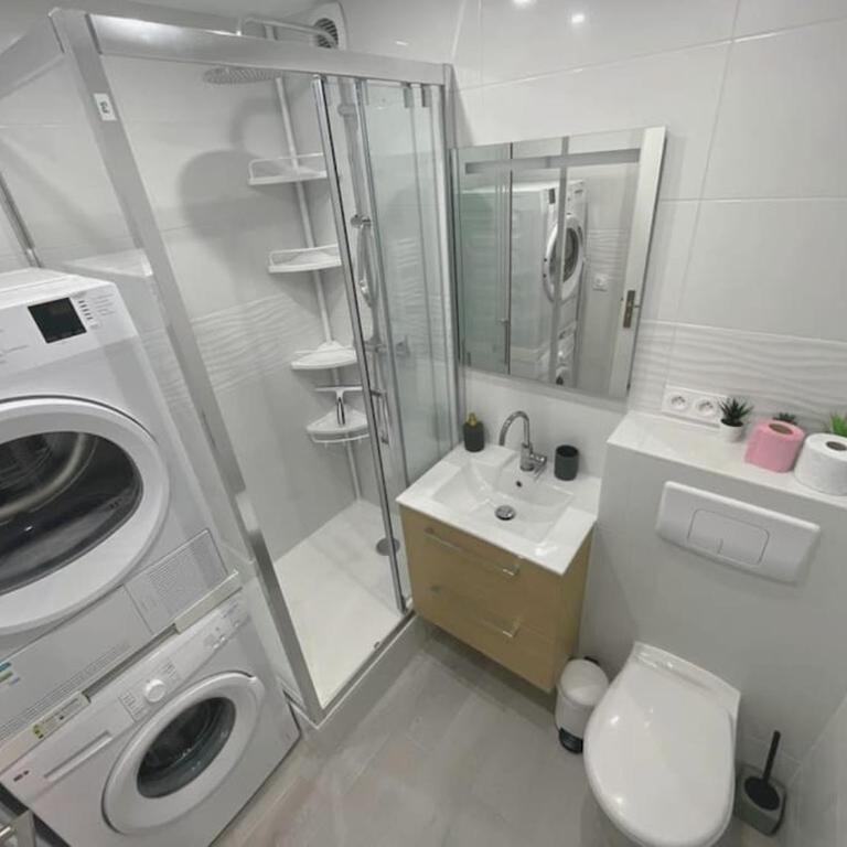 9 mi from Stade de France - Charming 5-room - Apartment - 11