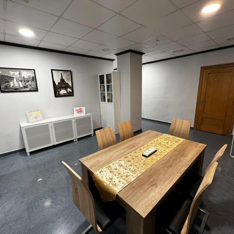 RMN TOURIST HOME - Two-Bedroom Apartment - 7