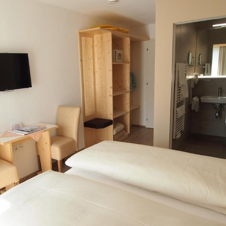 Hotel Sonnhof - Habitación Doble con balcón - 4