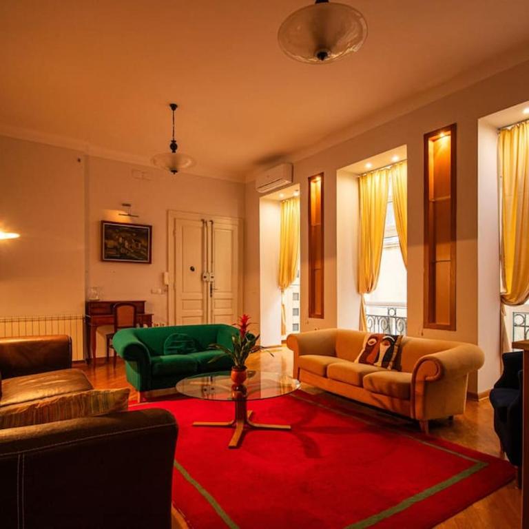 King Peter Apartment - Three-Bedroom Apartment - 16