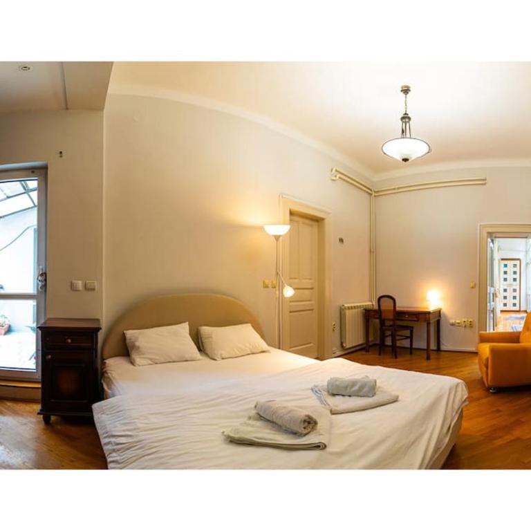 King Peter Apartment - Three-Bedroom Apartment - 23