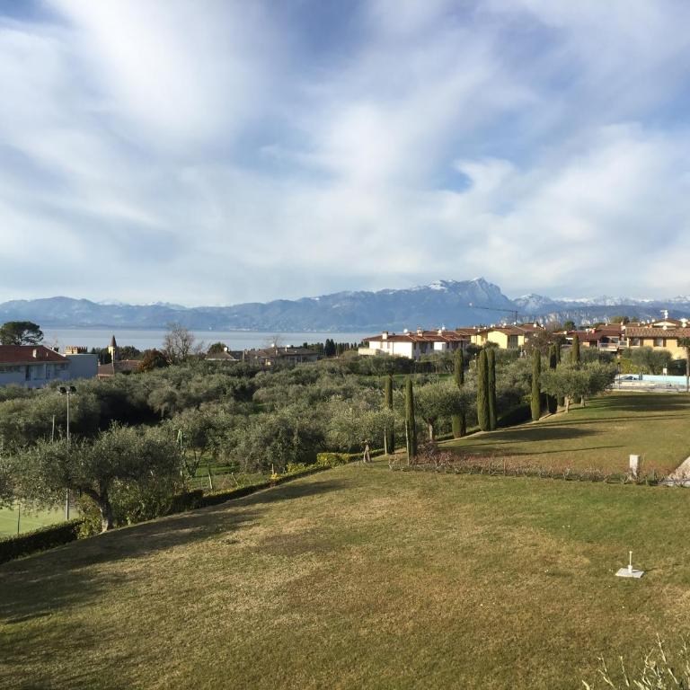 Ausblick Lazise Gardasee - Ferienhaus mit Seeblick, Infinity Pool, Garten und Garage - Casa con 2 Camere da Letto - 74