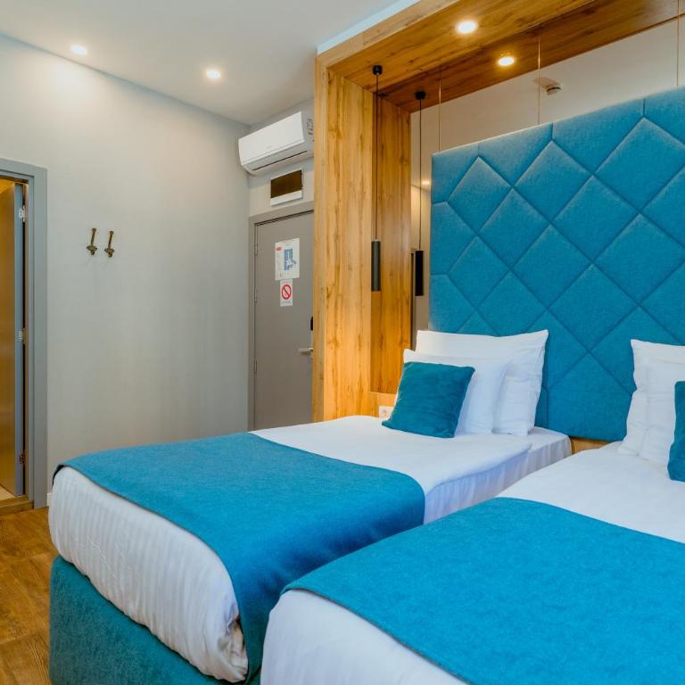 Nobel Gallery Hotel - Standardna Dvokrevetna Soba sa Bračnim Krevetom/Zasebnim Krevetima - 1