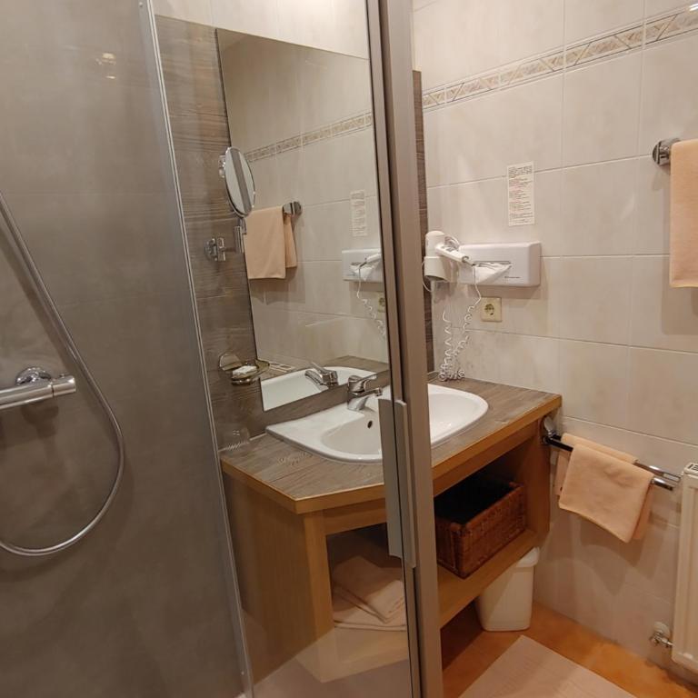 Haus Enzian - Apartment mit 1 Schlafzimmer und Balkon - 3