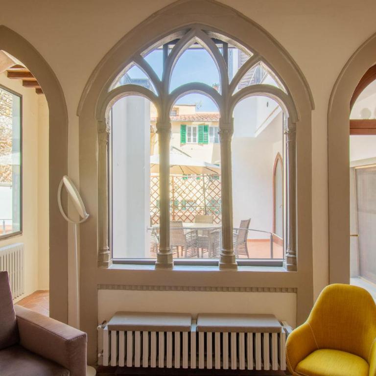 Unique Apartment with Private Terrace and Gothic Details - Appartamento con Terrazza - 4