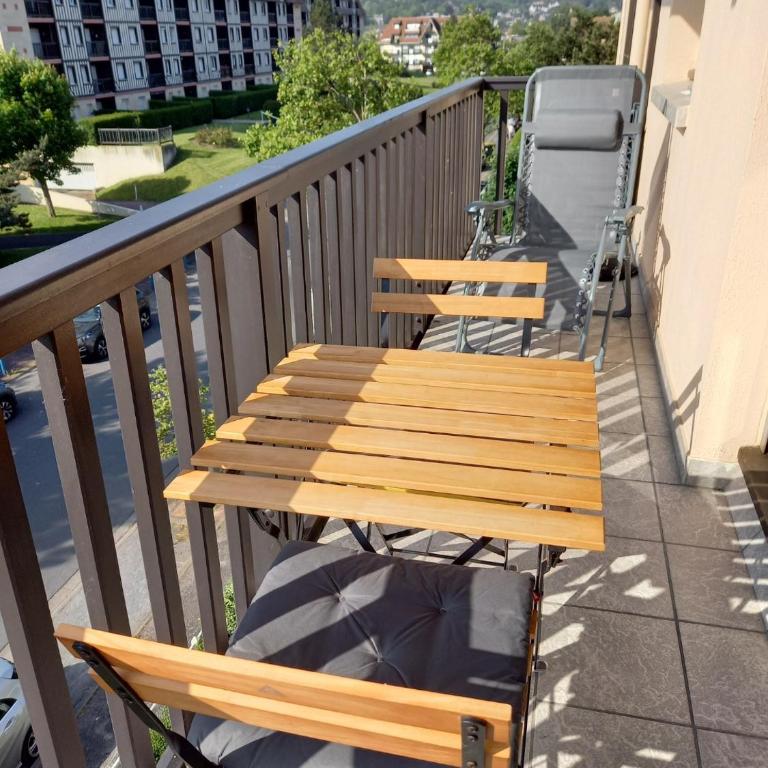 Appartement 50 m de la mer proche Deauville - One-Bedroom Apartment - 10
