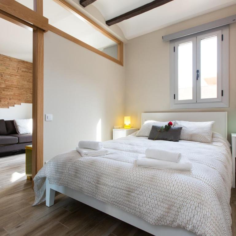 Stay Barcelona Charming Gracia - One-Bedroom Apartment - 10