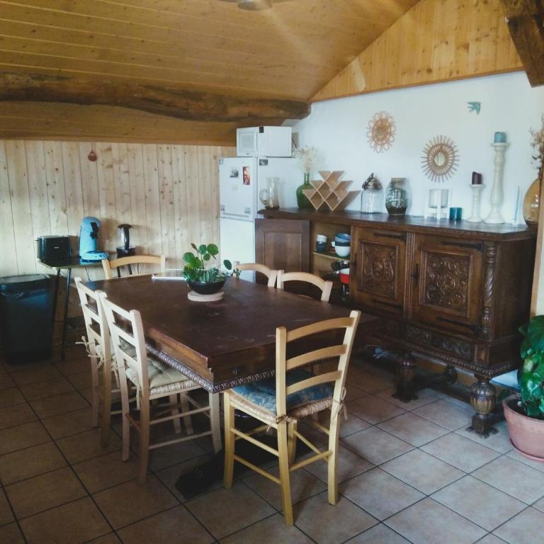 Charmant duplex 70m2,type châlet savoyard - Appartement 2 Chambres - 18