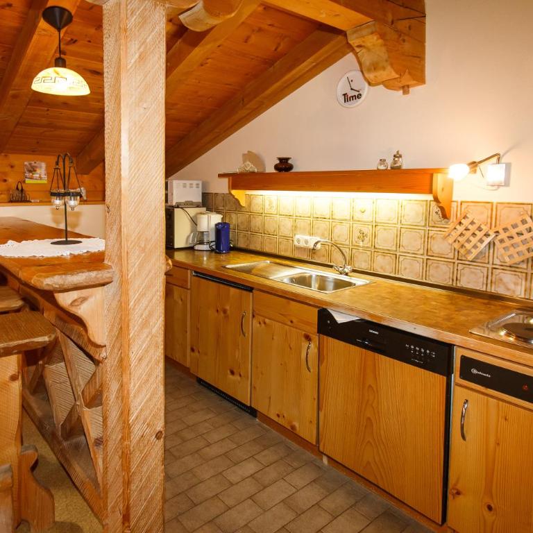 Ferienwohnung Hinterreiter inkl. Chiemgaukarte - Apartment mit Balkon - 2