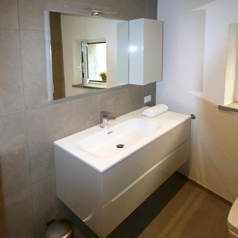 G30 Finalborgo Lodging'n Bike Box - Appartamento Deluxe - 10