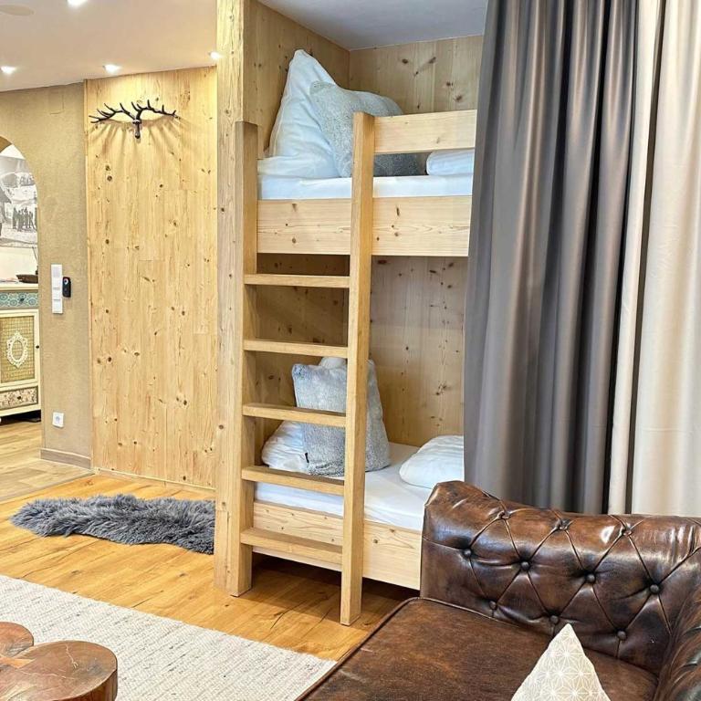 Quality Hosts Arlberg - ALPtyrol Appartements - Deluxe Apartment mit Balkon (Deluxe Tirol) - 8