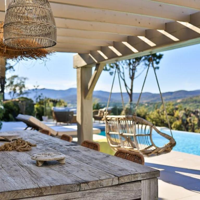 Superbe villa à Sainte-Maxime, piscine et vue mer - Villa Dina - Villa - 28