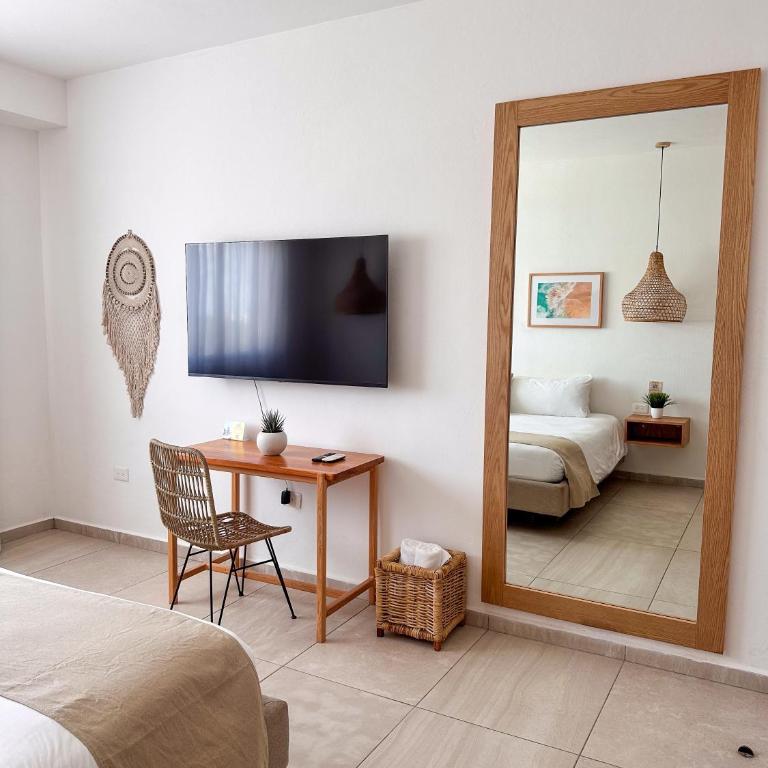 Terrasse Hotel Playa del Carmen - Deluxe King Room - 5